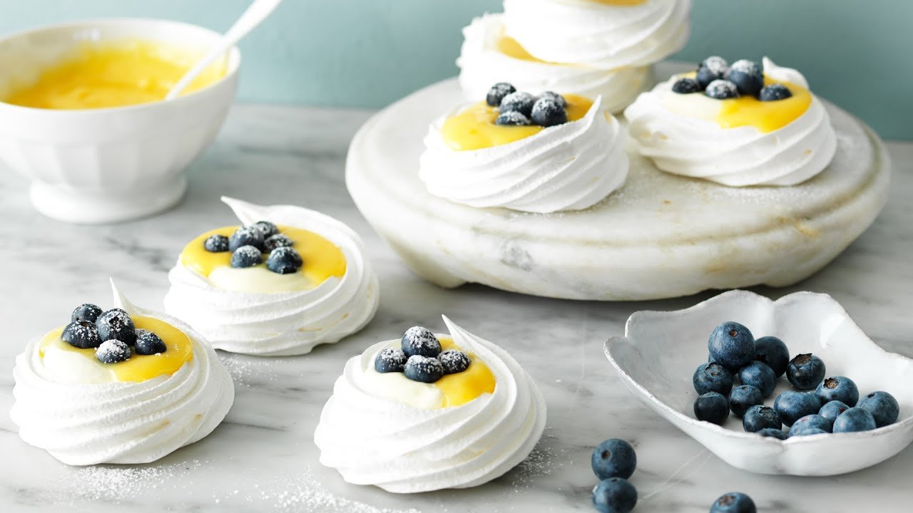 How to make Meringue Nests How to make Meringue Nests
