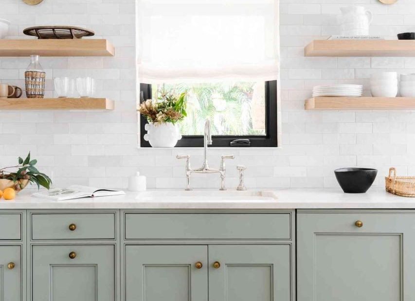25 Green Kitchen Cabinet Ideas