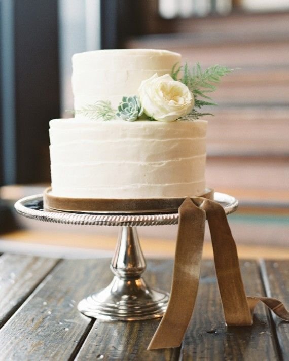 47 Small Wedding Cakes with a Big Presence | Winter wedding cake, Simple wedding cake, Small wedding cakes 47 Small Wedding Cakes With A Big Presence | Winter Wedding Cake, Simple Wedding Cake, Small Wedding Cakes
