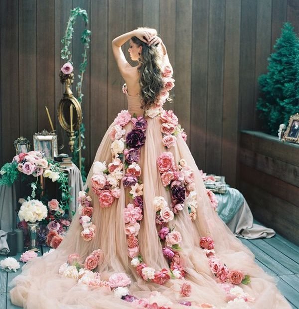 Unique Floral Design Inspiration For Spring Weddings | Long Wedding Dresses,  Wedding Dresses With Flowers, Wedding Dresses