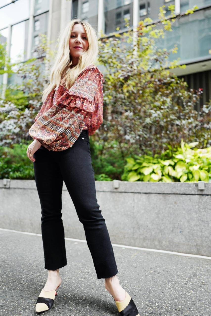 Easy Outfit Ideas: Jeans, a Blouse, and Heels | Easy Outfits: A Stylish Jeans-and-Top Outfit to Wear to Work, Dinner, and Beyond | POPSUGAR Fashion Photo 2 Easy Outfit Ideas: Jeans, A Blouse, And Heels | Easy Outfits: A Stylish Jeans-And-Top Outfit To Wear To Work, Dinner, And Beyond | Popsugar Fashion Photo 2