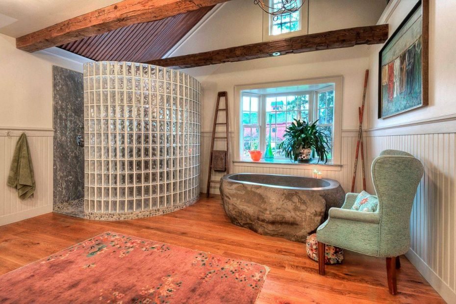 Glass Blocks For The Bathroom: Gorgeous Bricks Make A Grand Comeback!