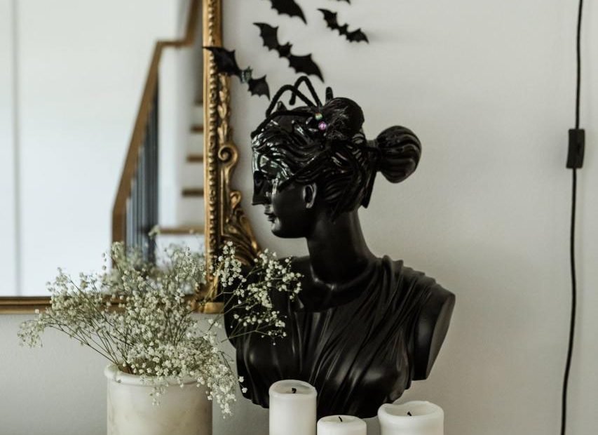 45 Elevated Halloween Decorations | Stylish Halloween Decor Ideas