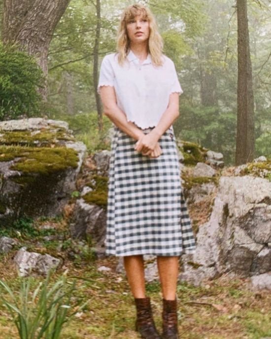 28 Folklore/Evermore outfits ideas | taylor swift pictures, taylor swift, outfits 28 Folklore/Evermore Outfits Ideas | Taylor Swift Pictures, Taylor Swift, Outfits