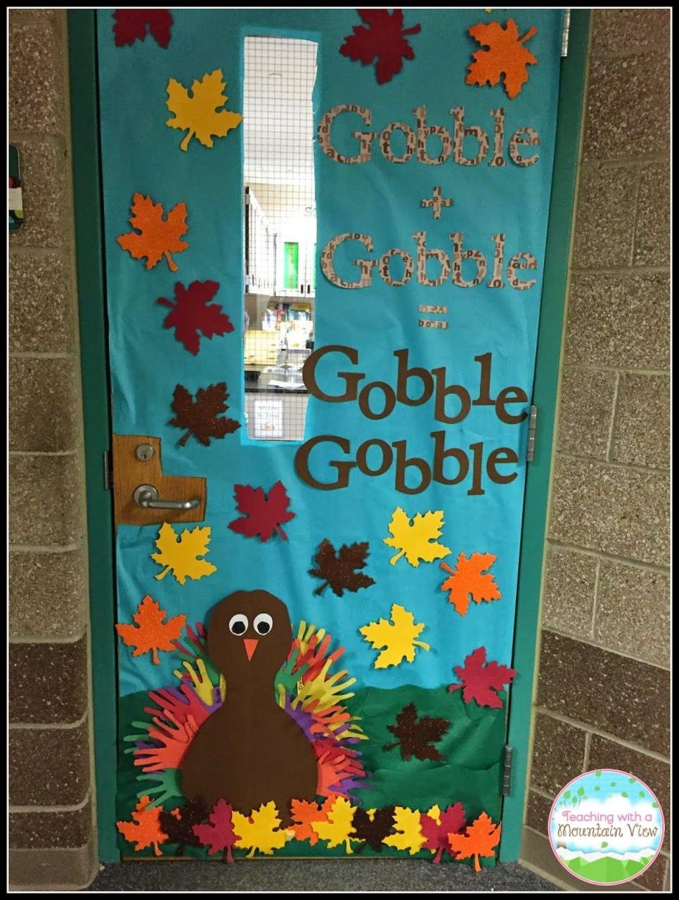 Top 15 Creative Fall Classroom Door Ideas - Playground | The Modern Childcare Management App Top 15 Creative Fall Classroom Door Ideas - Playground | The Modern Childcare Management App