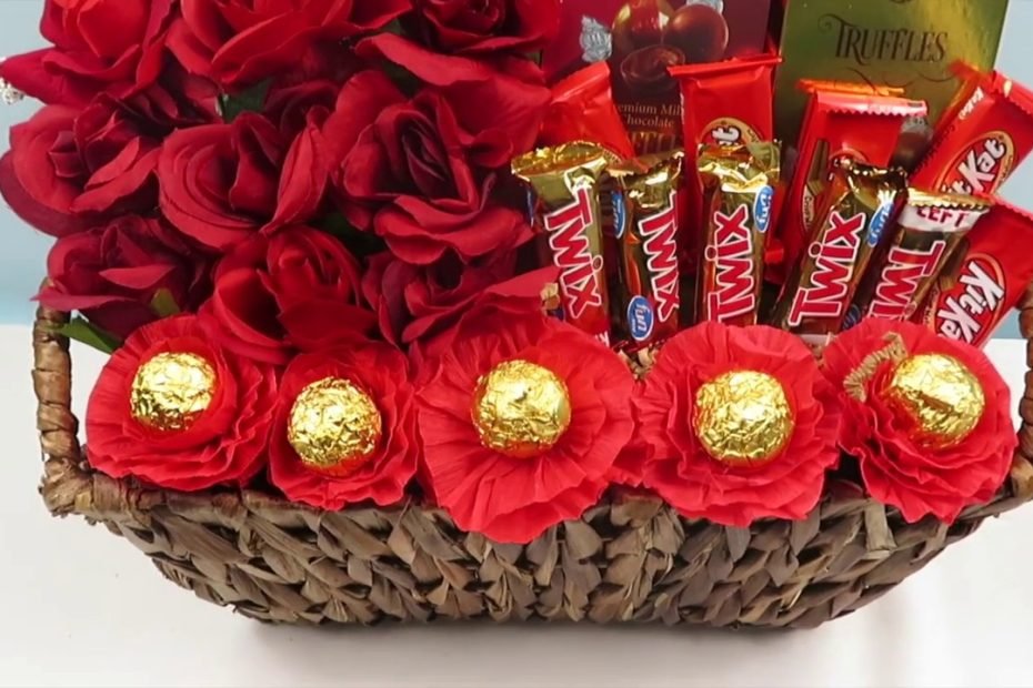 Canasta Con Floral Y Chocolates Por Menos De $20 Dolares ( Regalo Para El  Día De Las Madres ) - Youtube