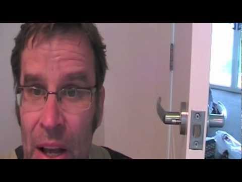 How to Unlock a Bathroom / Bedroom Door Under 5 Seconds!
